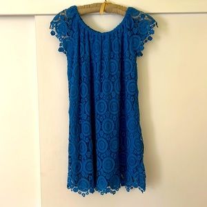 Southern Tide blue crochet eyelet swing dress. Size small.